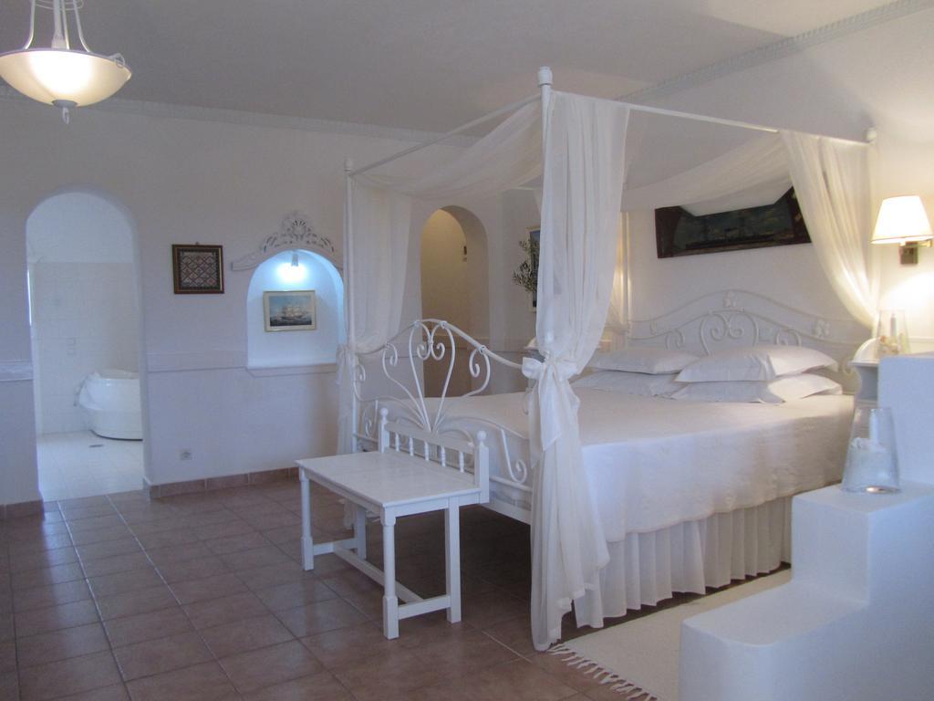 Porto Scoutari Romantic Hotel Skála Exteriér fotografie