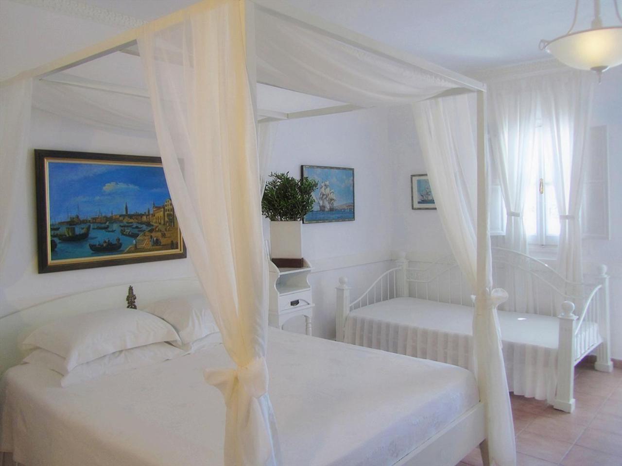 Porto Scoutari Romantic Hotel Skála Exteriér fotografie